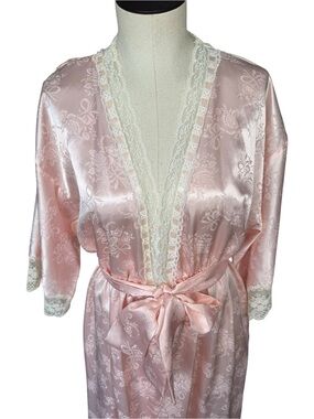 Vintage Christian Dior Pale Pink Satin Lace-Trim Robe Floral Print Coquette Girl